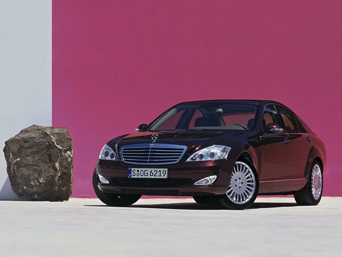 5 (W221) Седан (2005-2009)